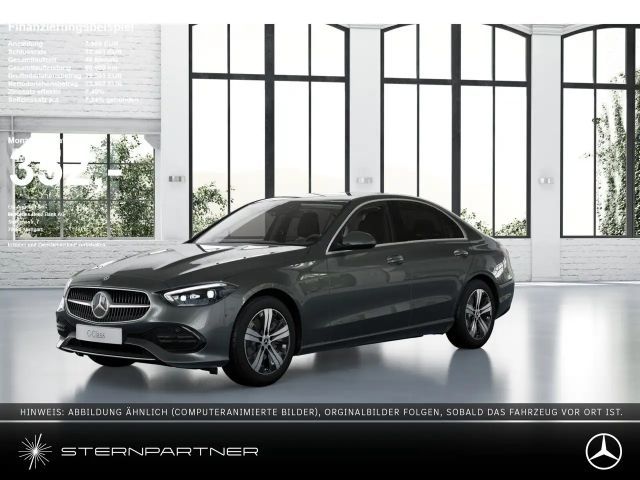 Mercedes-Benz C 200 AMBIENTE+AHK+HuD+KAMERA+DISTR+CARPLAY 2022 Benzine