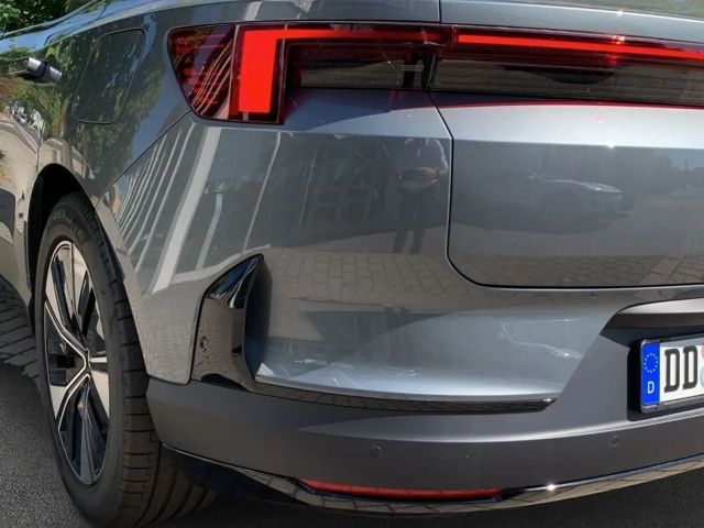 Polestar 4