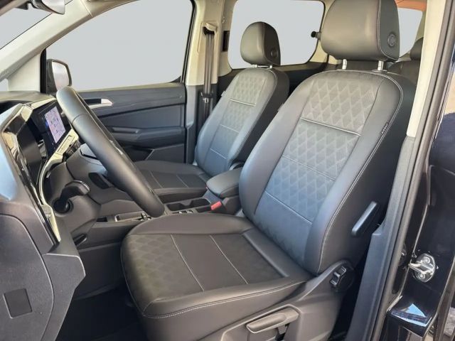 Ford Grand Tourneo