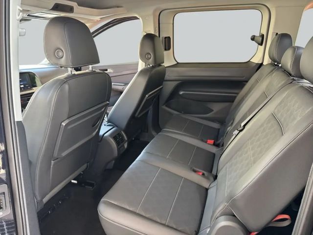 Ford Grand Tourneo