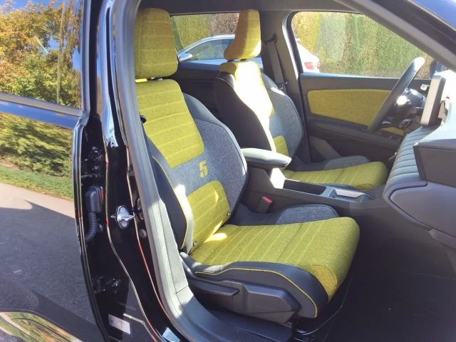 Renault R 5
