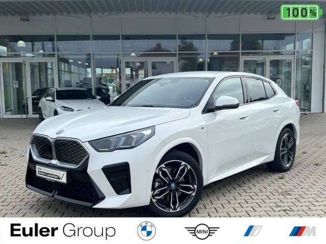 BMW X2 xDrive30 M Sport 19'' AHK IconGlow HUD H/K DAProf 2025 Elektrisch