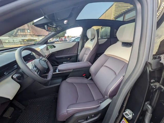 Mazda CX-6e