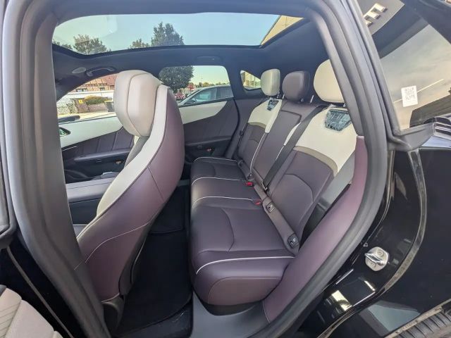 Mazda CX-6e