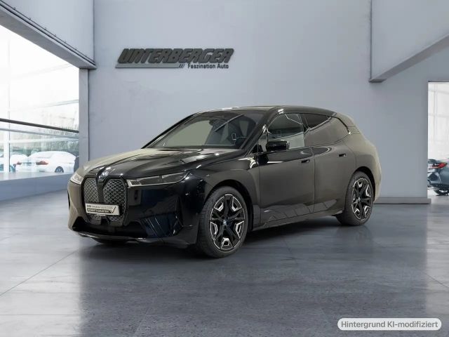 BMW iX xDrive40 Sportpaket AHK ACC 360 HK HUD Pano 2023 Elektrisch