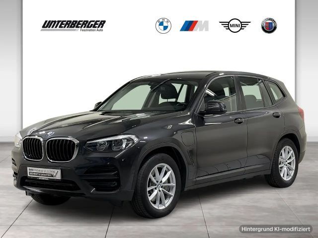 BMW X3 xDrive30e HUD HiFi RFK DA PA DAB WLAN Sitzhzg 2021 Hybride / Benzine