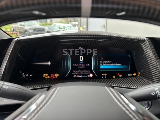 Corvette C8