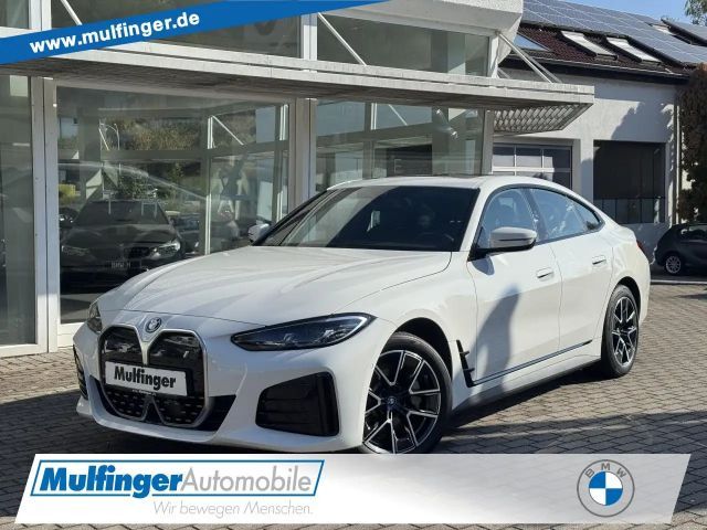 BMW i4 e35 M Sport ACC Kamera Glasd.Live-Navi HiFi LED 2023 Elektrisch