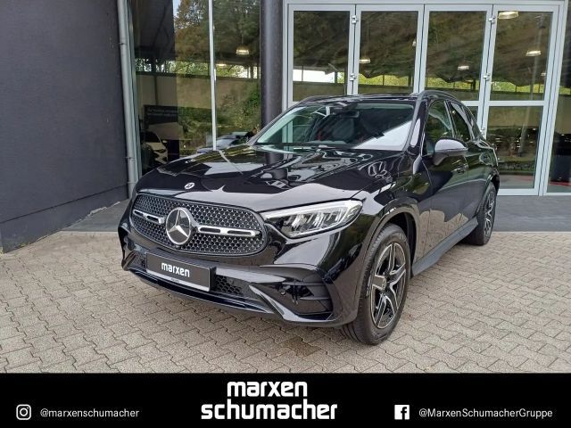 Mercedes-Benz GLC 300 e 4M AMG AHK+Pano+Night+Winter+Memory AMG Line Navi/Pano.-Dach/KEYLESS-GO Start-Funktion/Styling/Autom./Klima/Xenon/LED 2026 Hybride / Benzine