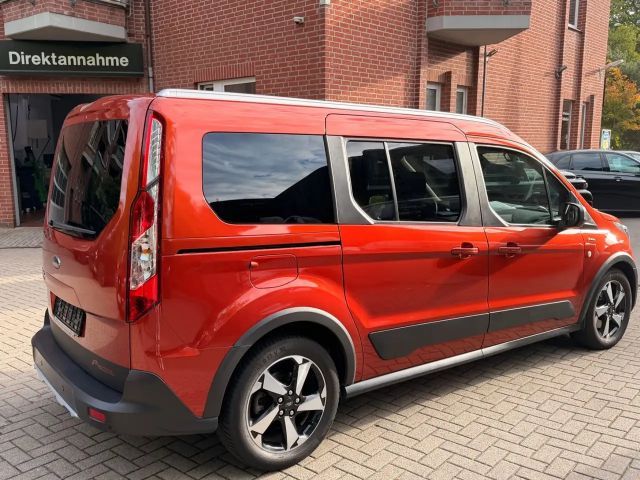 Ford Grand Tourneo