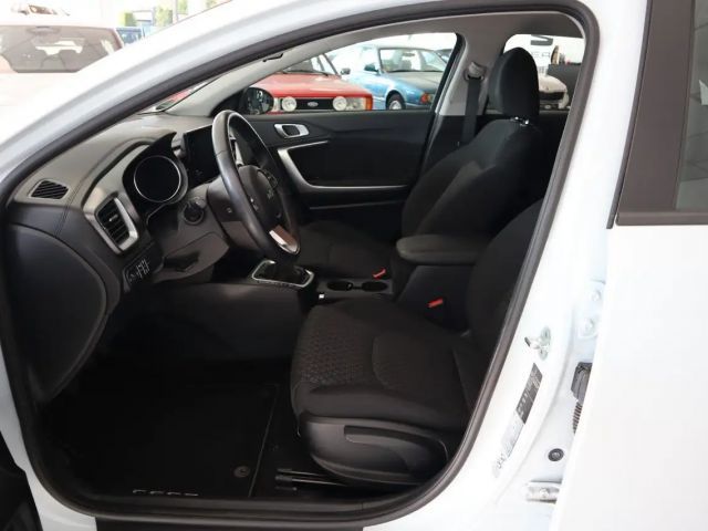 Kia Ceed / cee'd