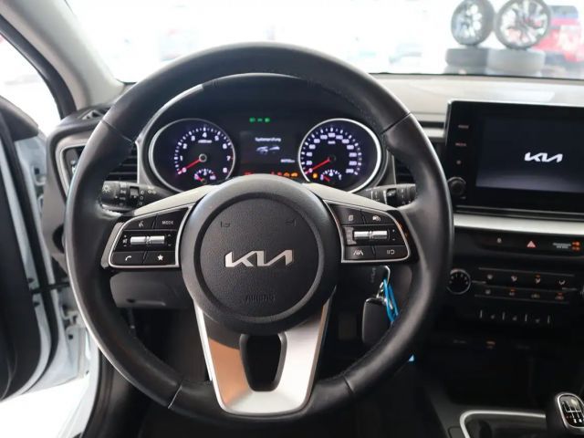 Kia Ceed / cee'd