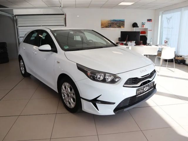 Kia Ceed / cee'd