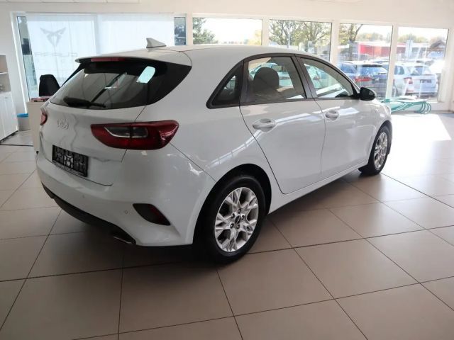 Kia Ceed / cee'd