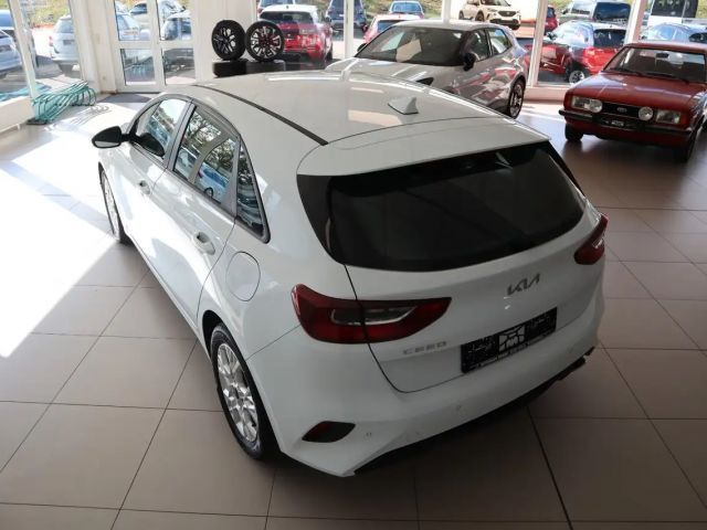 Kia Ceed / cee'd