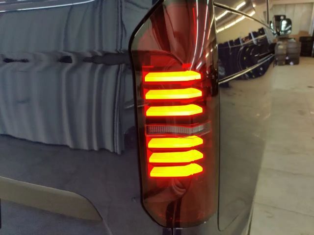 Volkswagen T7 Transporter