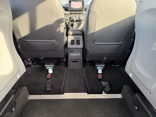 Nissan Townstar