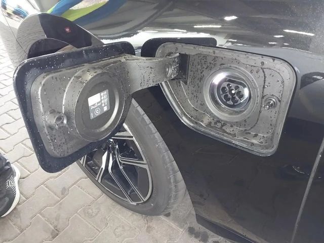 BMW 750