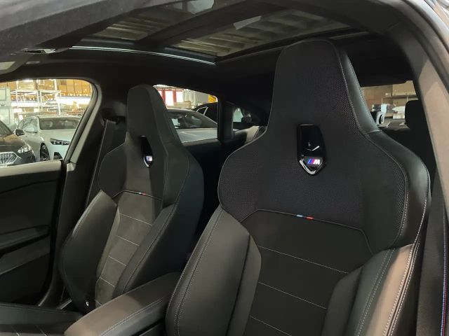 BMW 235