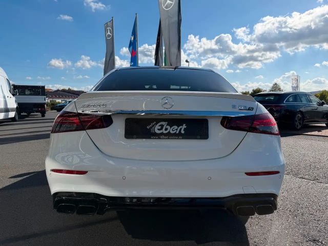 Mercedes-Benz E 63 AMG