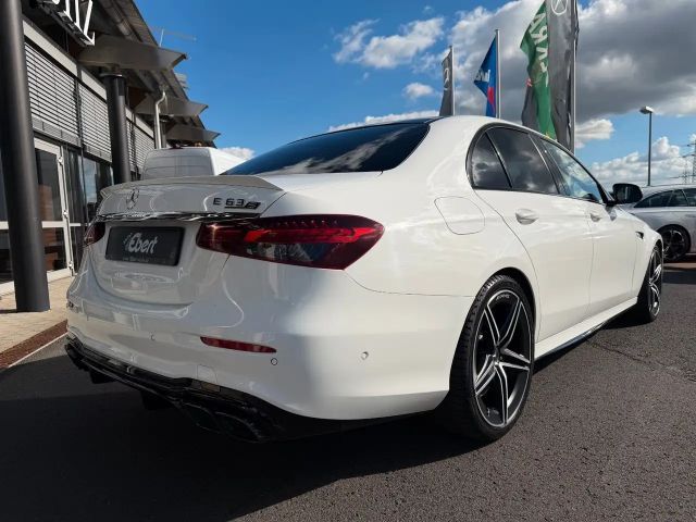 Mercedes-Benz E 63 AMG