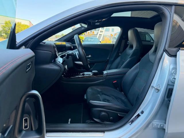 Mercedes-Benz CLA 220