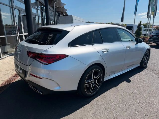 Mercedes-Benz CLA 220