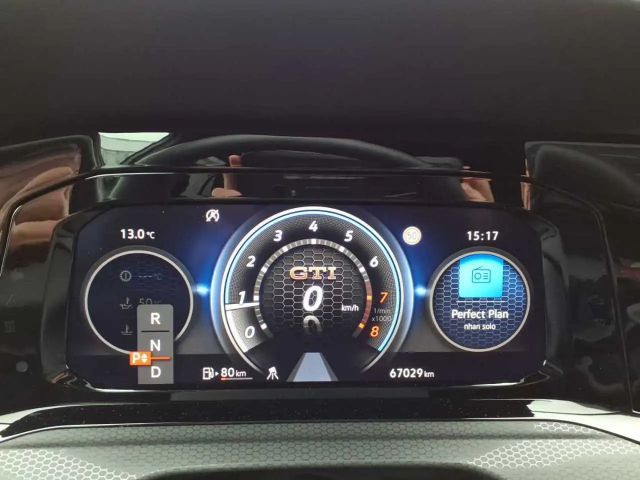Volkswagen Golf GTI