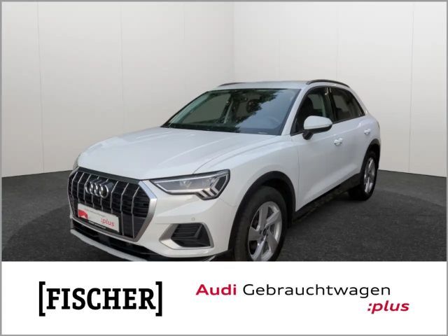 Audi Q3 35TFSI S tronic advanced LED Navi SHZ Rear View 2023 Benzine