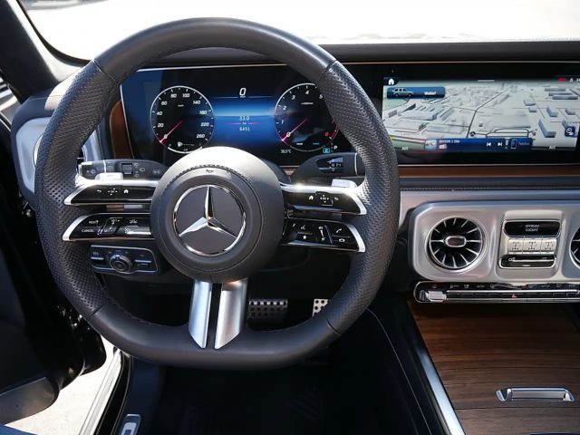 Mercedes-Benz G 500