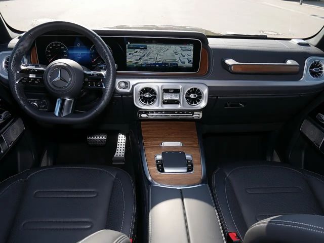 Mercedes-Benz G 500