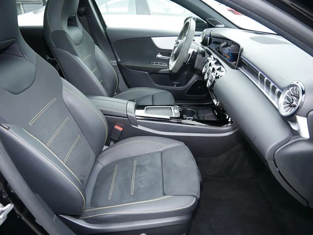 Mercedes-Benz A 45 AMG