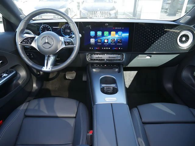 Mercedes-Benz CLA 350