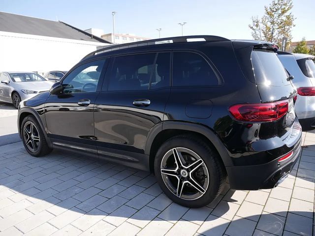Mercedes-Benz GLB 250