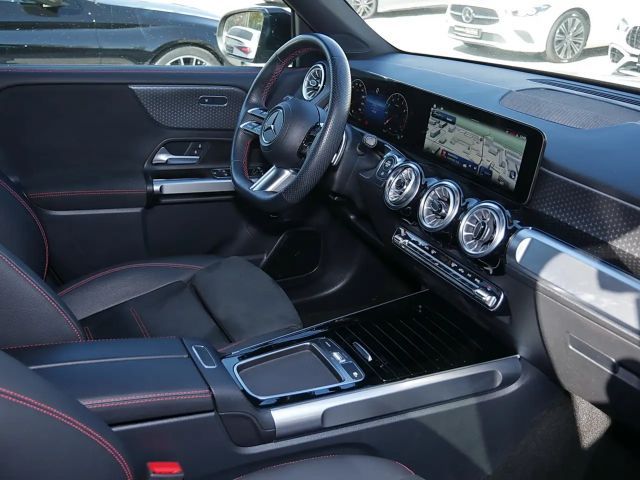 Mercedes-Benz GLB 250