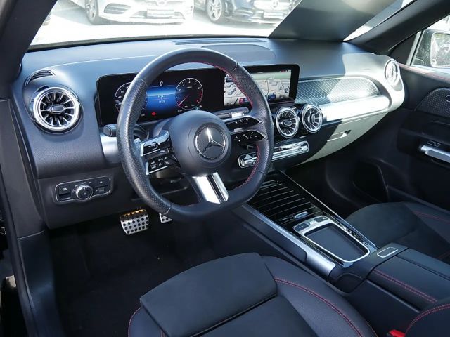 Mercedes-Benz GLB 250