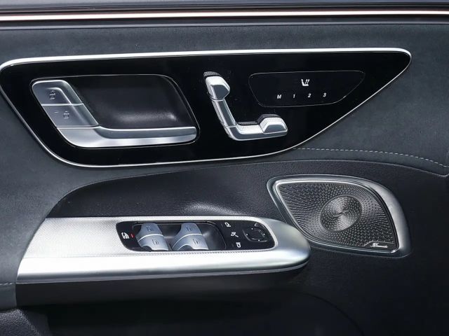 Mercedes-Benz EQE 350
