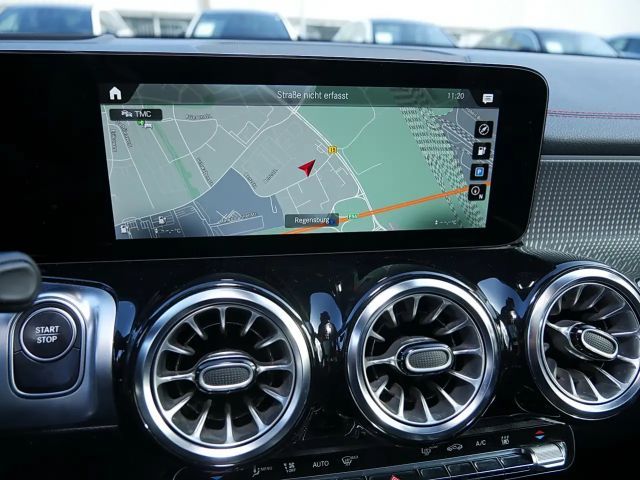 Mercedes-Benz EQB 300