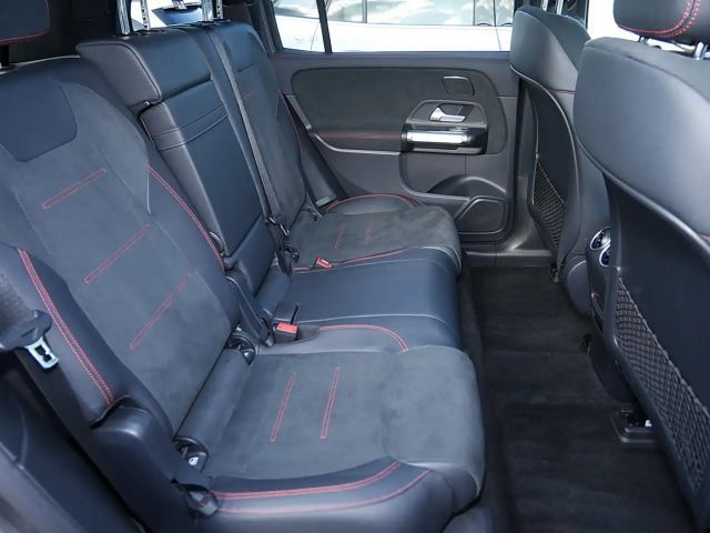 Mercedes-Benz EQB 300