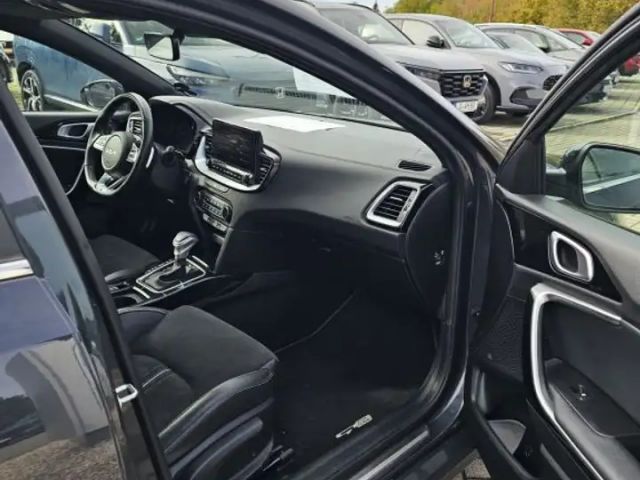 Kia Ceed / cee'd