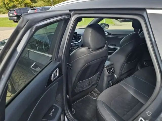 Kia Ceed / cee'd