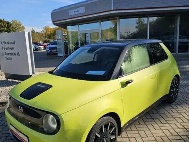 Honda e