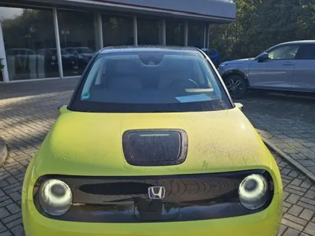 Honda e