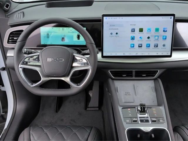 BYD Sealion 7