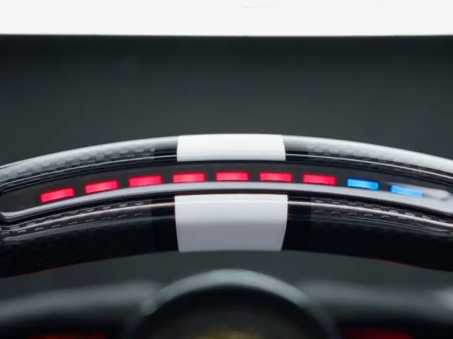 Ferrari 812