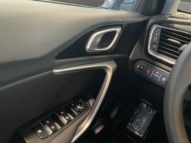 Kia Ceed / cee'd