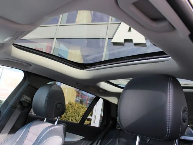 Mercedes-Benz E 400