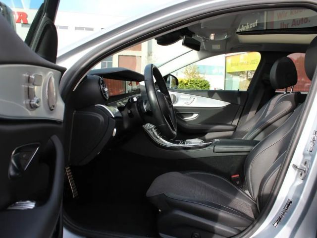 Mercedes-Benz E 400