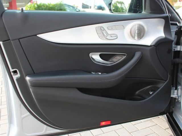 Mercedes-Benz E 400