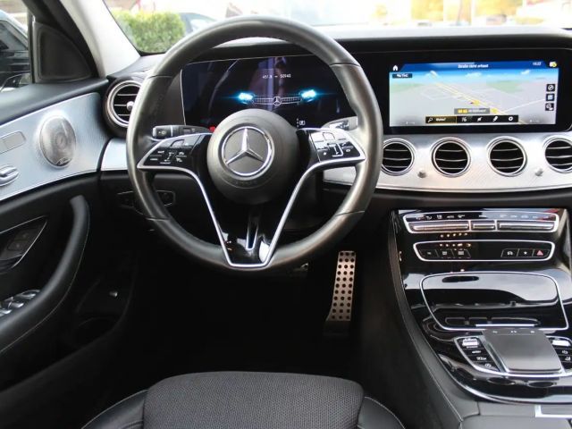 Mercedes-Benz E 400